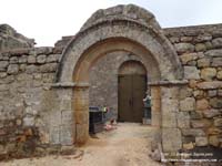 TEMPLO ROMÁNICO. VISTA NORESTE
